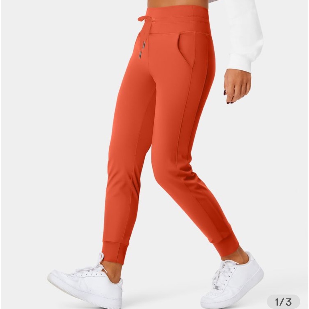 Halara joggers